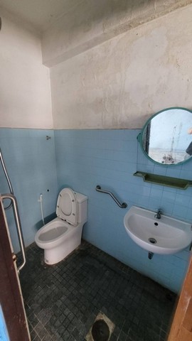 ขายบ้านทาวน์เฮ้าส์ 2 ชั้น ใจกลางกรุงทำเลทอง ใกล้สิ่งอำนวยความสะดวก เดินทางสะดวก กรุงเทพ 